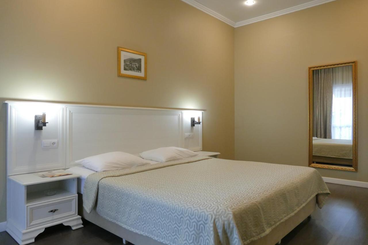 Hotel Abaata Gagra Bagian luar foto